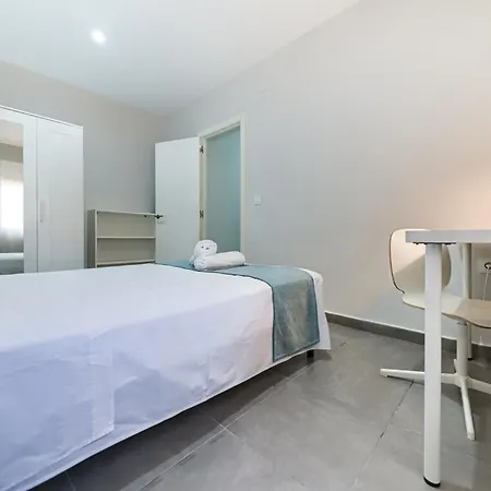 Apartamento Plaza Fuente -playa Victoria, Cadiz- *