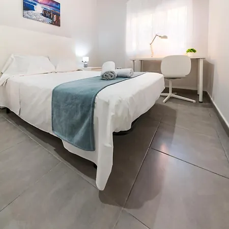 Apartamento Plaza Fuente -playa Victoria, Cadiz- Apartment Cadiz